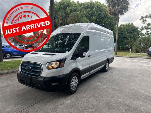 Used 2022 Ford E-Transit 148 High Roof Extended RWD image 1