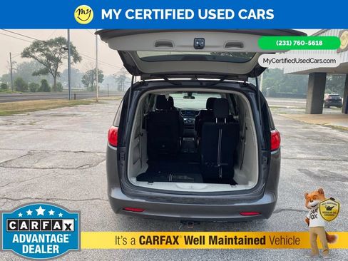 Used 2020 Chrysler Voyager LX w/ Cold Weather Group FWD image 8