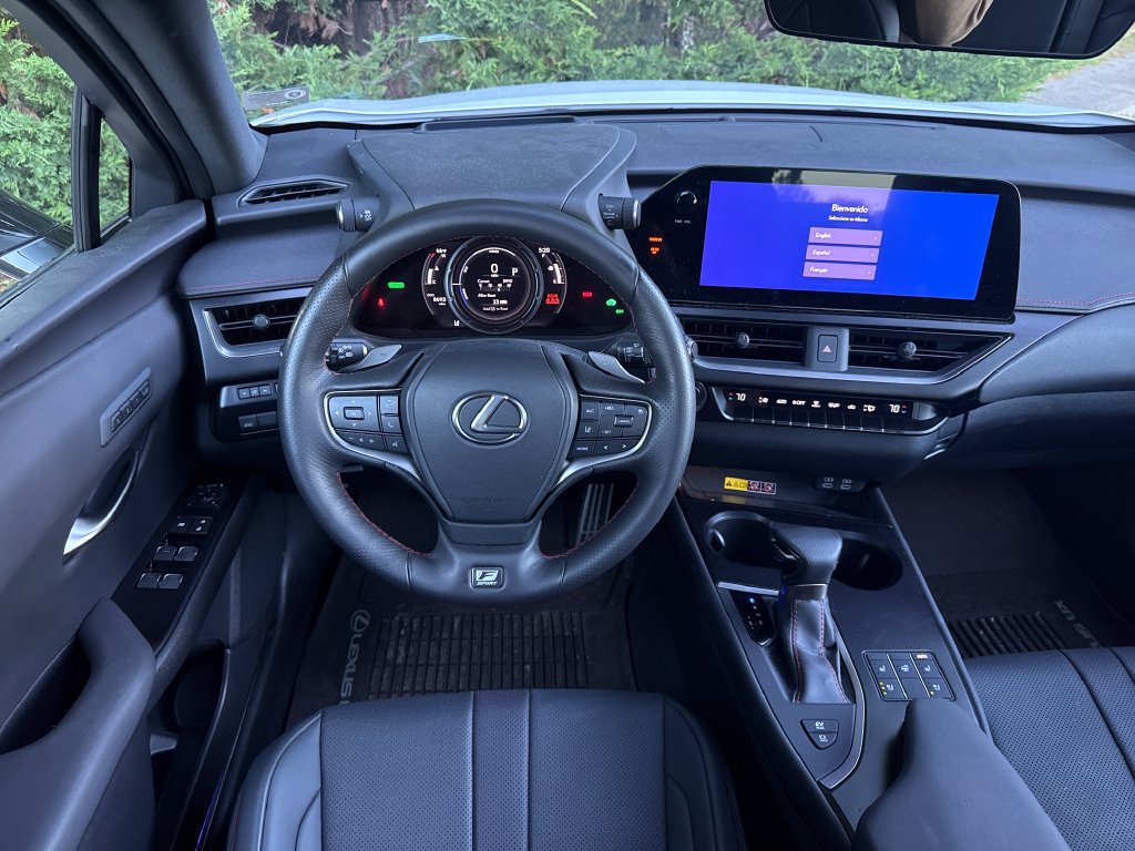 Used 2024 Lexus UX 250h F Sport AWD/4WD image 18