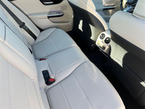 Certified 2023 Mercedes-Benz C 300 4MATIC Sedan w/ Exclusive Trim Package image 19