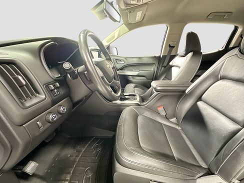 Used 2018 Chevrolet Colorado LT w/ Luxury Package, Chrome AWD/4WD image 23