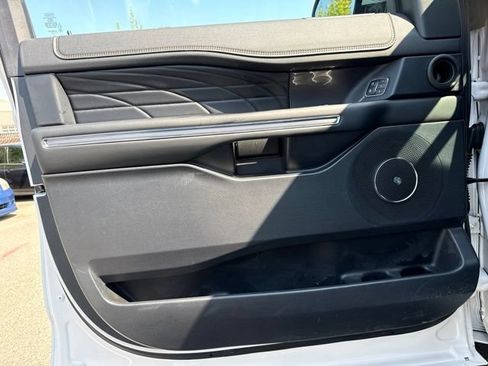 Used 2019 Ford Expedition Platinum AWD/4WD image 9