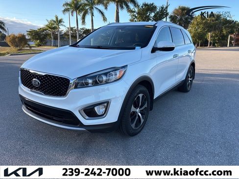 Used 2016 Kia Sorento EX w/ EX Premium Package image 2