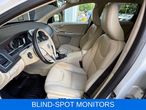 Used 2015 Volvo XC60 T5 AWD/4WD image 18