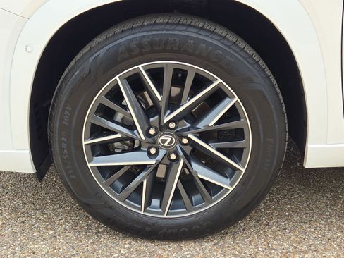 Used 2025 Lexus TX 350 AWD w/ Technology Package image 11