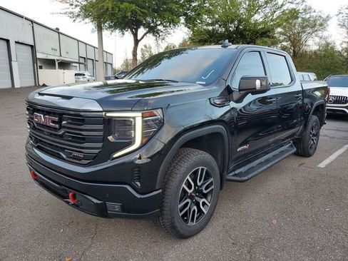 Used 2023 GMC Sierra 1500 AT4 w/ AT4 Premium Package image 2