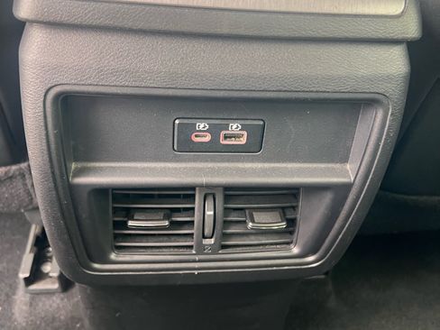 Used 2023 Nissan Murano SV image 10