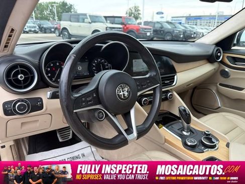 Used 2019 Alfa Romeo Giulia Ti w/ Quick Order Package 22X Lusso AWD/4WD image 21