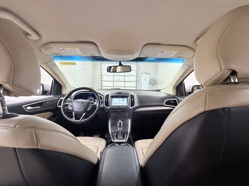 Used 2017 Ford Edge SEL w/ Equipment Group 201A AWD/4WD image 23