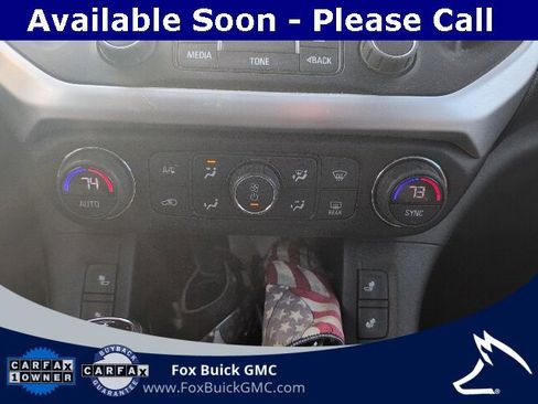Used 2019 GMC Acadia SLT image 14