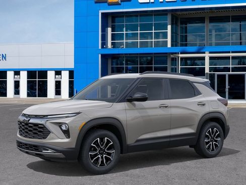 New 2026 Chevrolet TrailBlazer ACTIV w/ Convenience Package FWD image 2