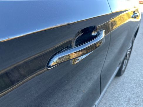 Used 2023 Lincoln Aviator AWD image 12