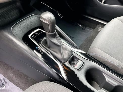Used 2020 Toyota Corolla SE FWD image 17