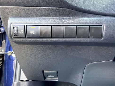 Used 2024 Toyota Corolla LE FWD image 33