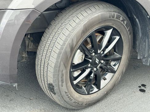 Used 2020 Dodge Journey SE w/ SE Popular Equipment Group FWD image 9