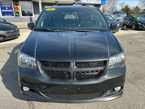 Used 2016 Dodge Grand Caravan R/T image 6