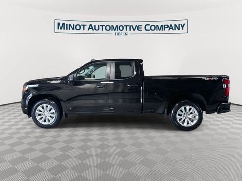 Used 2023 Chevrolet Silverado 1500 Custom AWD/4WD image 6