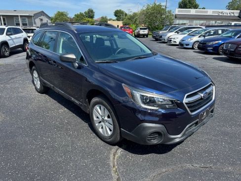 Used 2018 Subaru Outback 2.5i AWD/4WD image 5