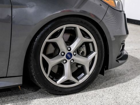 Used 2018 Ford Focus ST w/ Equipment Group 402A image 65