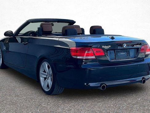 Used 2009 BMW 335i Convertible image 5