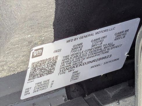 Used 2022 Chevrolet Suburban RST w/ Luxury Package image 22