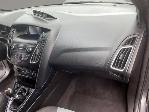 Used 2018 Ford Focus ST FWD image 26