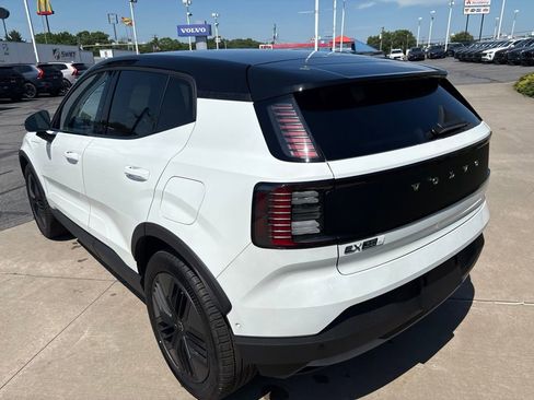 New 2026 Volvo EX30 Cross Country Ultra w/ Protection Package Premier AWD/4WD image 8