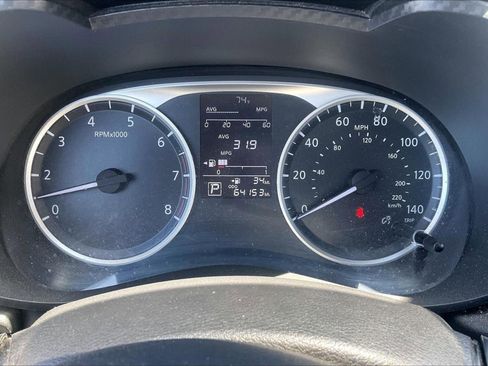 Used 2021 Nissan Versa S FWD image 20