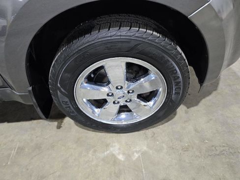 Used 2009 Ford Escape Limited image 19