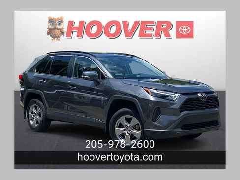 Used 2025 Toyota RAV4 XLE w/ Convenience Package FWD image 1