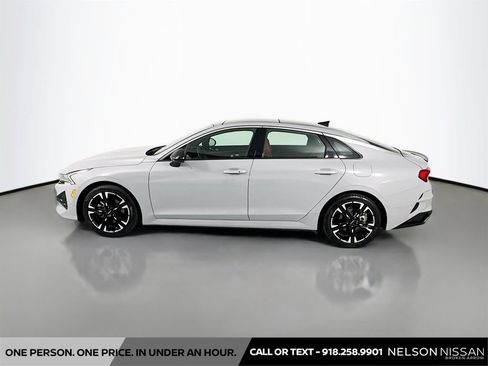 Used 2023 Kia K5 GT-Line AWD/4WD image 8