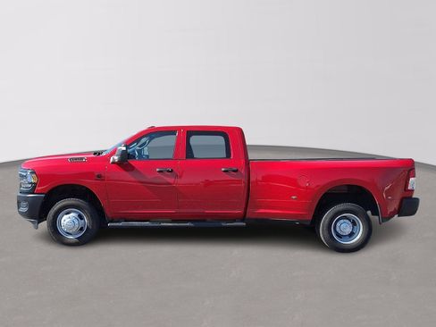 Used 2024 RAM 3500 Tradesman image 7
