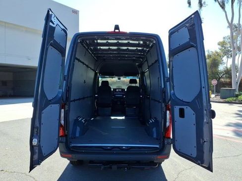 New 2026 Mercedes-Benz Sprinter 2500 image 21