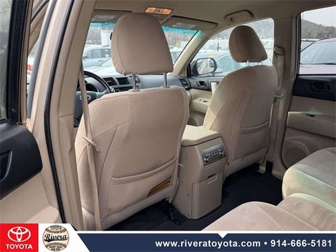 Used 2013 Toyota Highlander Plus image 14