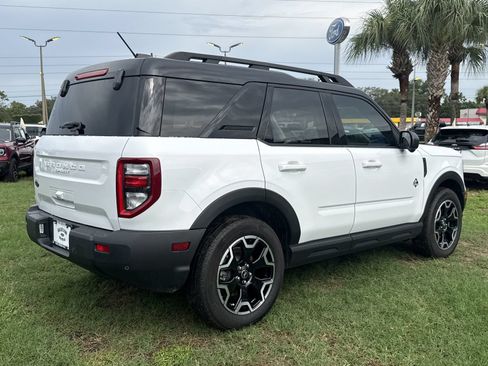 Certified 2025 Ford Bronco Sport Outer Banks w/ Outer Banks Tech Package+ AWD/4WD image 5