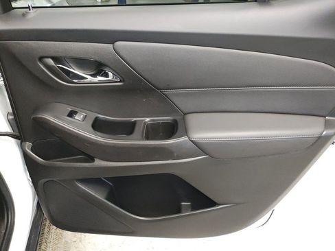 Used 2023 Chevrolet Traverse LT image 14