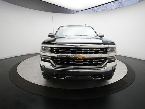 Used 2018 Chevrolet Silverado 1500 LTZ w/ Sport Package AWD/4WD image 11