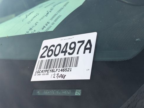 Used 2020 Chevrolet Silverado 2500 LTZ w/ LTZ Plus Package image 10