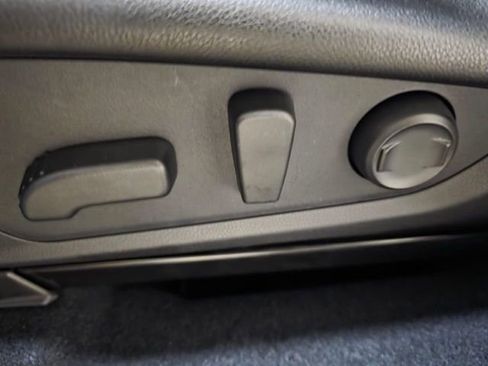 Used 2025 Subaru Forester Touring image 15