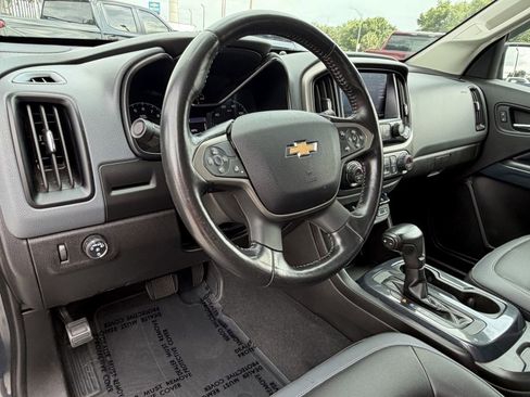 Used 2019 Chevrolet Colorado Z71 RWD image 18