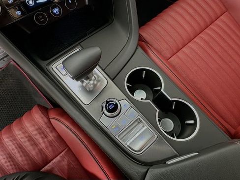 Used 2025 Genesis G70 2.5T w/ Sport Prestige Package image 17