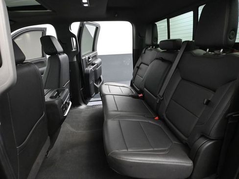 Used 2021 Chevrolet Silverado 2500 LTZ image 45