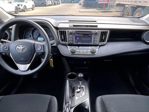 Used 2013 Toyota RAV4 XLE image 15
