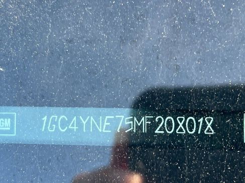 Used 2021 Chevrolet Silverado 2500 LT w/ All Star Edition image 3