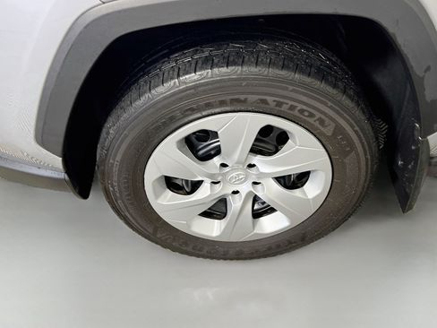 Used 2025 Toyota RAV4 LE FWD image 14