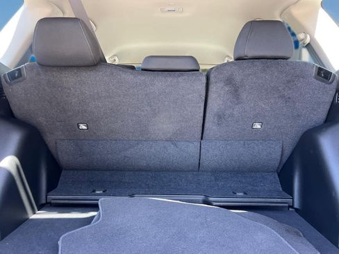 Used 2024 Honda CR-V LX image 39