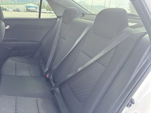 Used 2022 Kia Rio LX FWD image 19