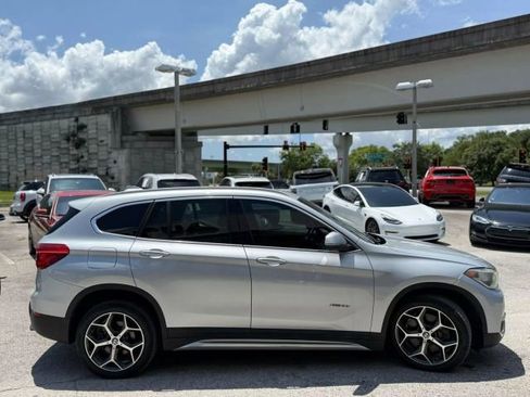 Used 2017 BMW X1 xDrive28i image 7