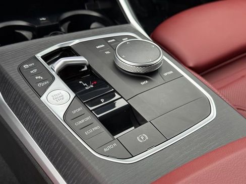 Used 2025 BMW 330i Sedan w/ M Sport Package image 27