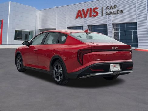 Used 2025 Kia K4 LXS image 3